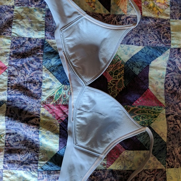 Bra - Picture 2 of 4